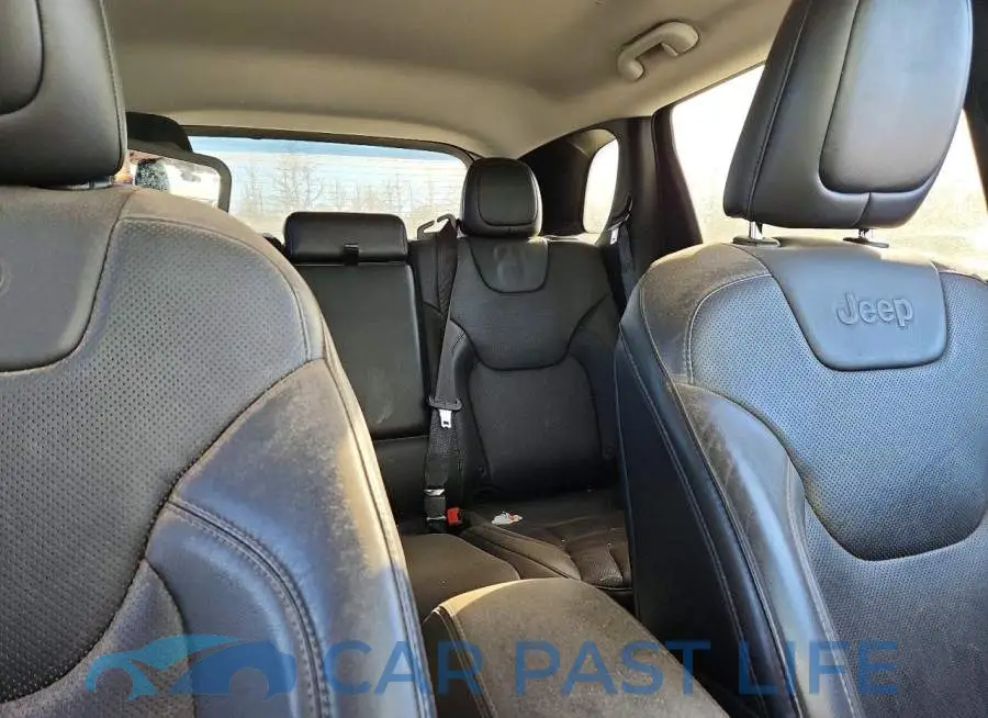 1C4PJMDX1KD414037# 10