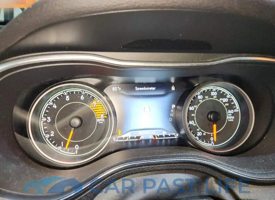 1C4PJMDX5KD225567# 9