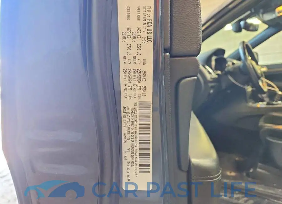 1C4RJFAG1JC305378# 13