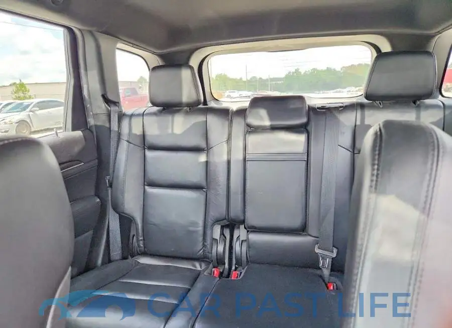 1C4RJFBG5JC445576# 10