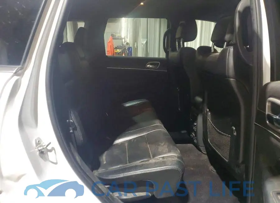 1C4RJFBG9JC426772# 11