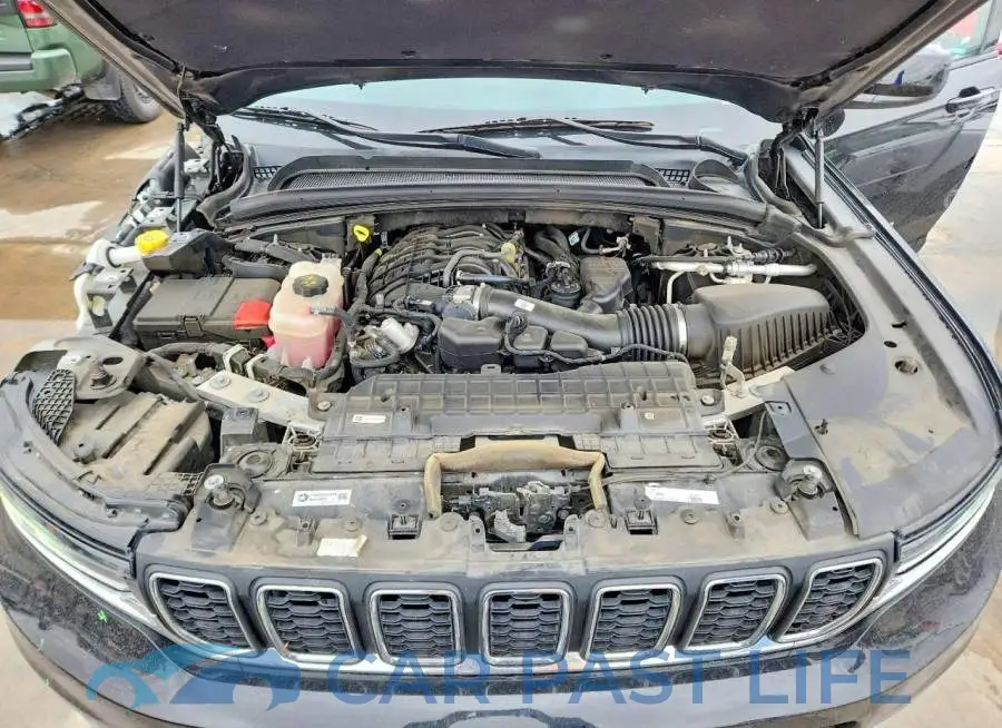 1C4RJJAG2P8811364# 11