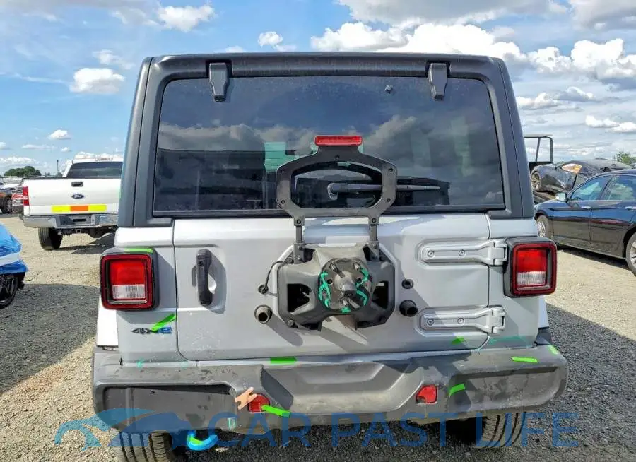 1C4RJXN63RW199243# 6