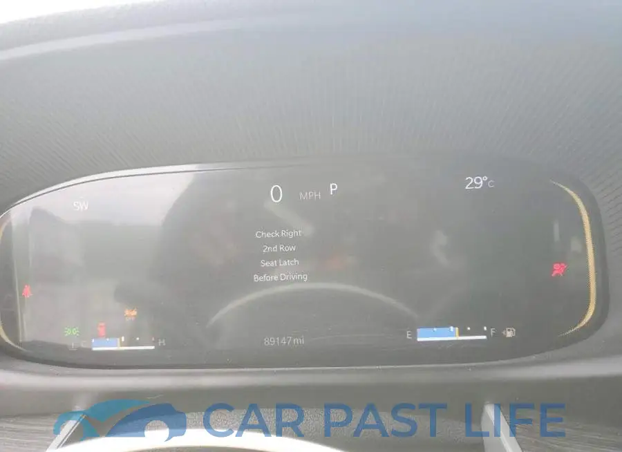 1C4SJVBT7NS183015# 9