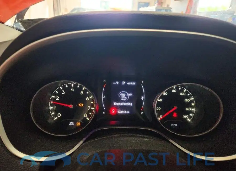 3C4NJDAB9JT126680# 9