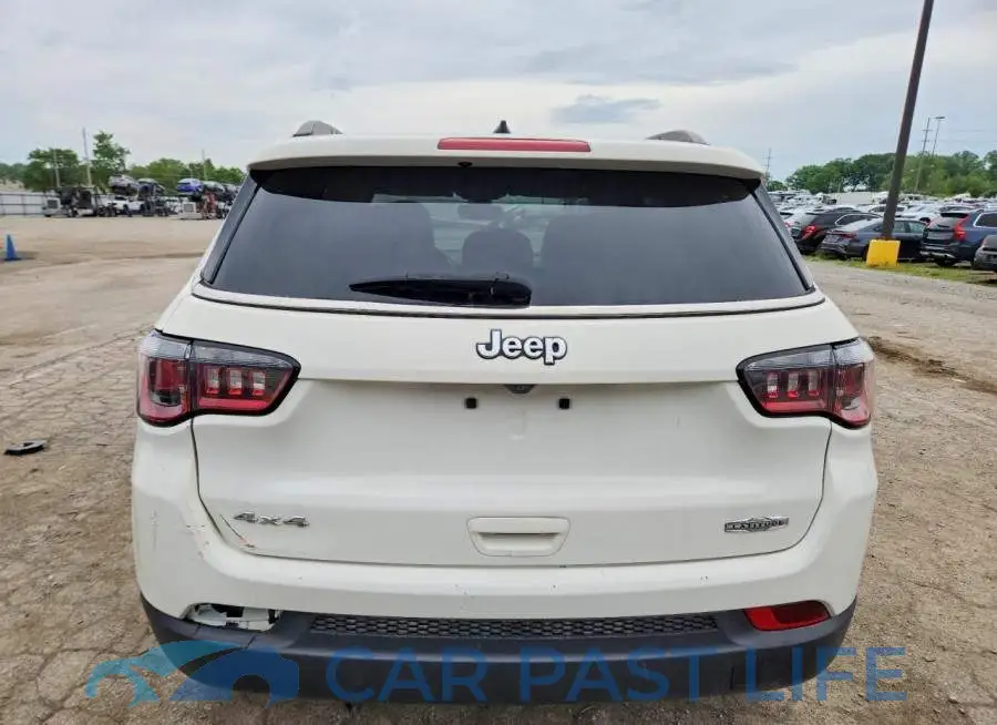 3C4NJDBB5JT423721# 6