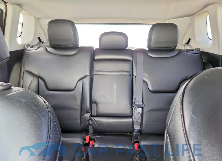 3C4NJDCB2JT470350# 10