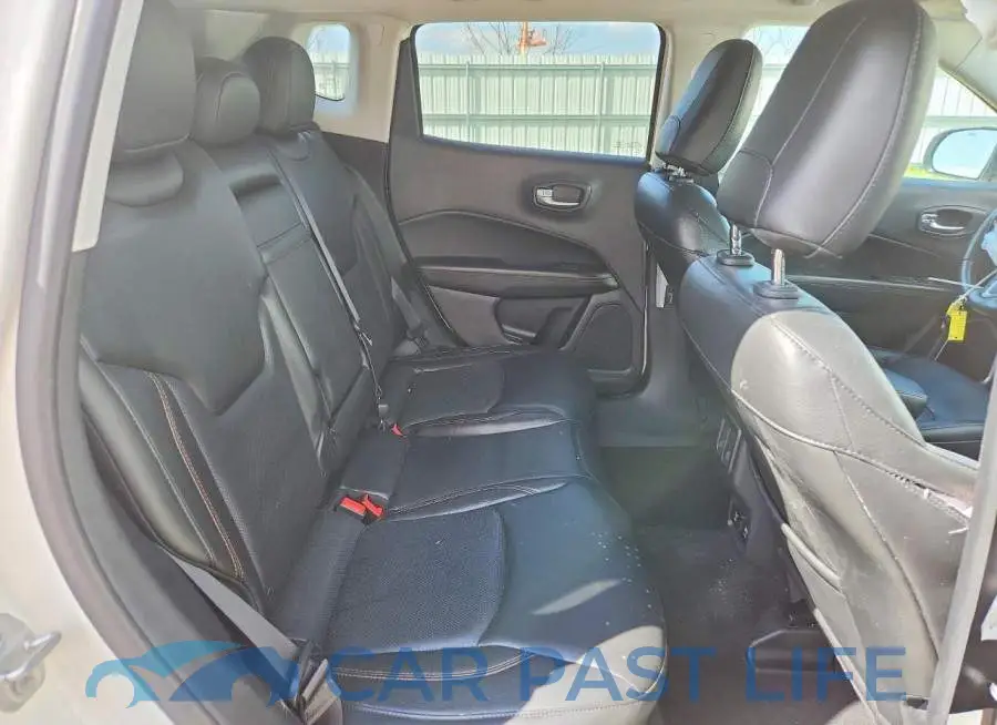 3C4NJDCB2JT470350# 11