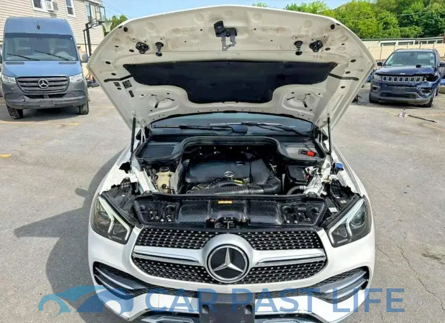 4JGFB4KB3MA433186# 9