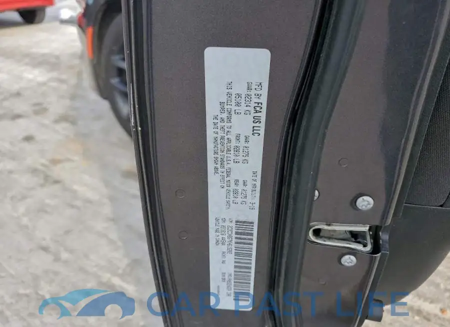 2C3CDXBG7KH615202# 12