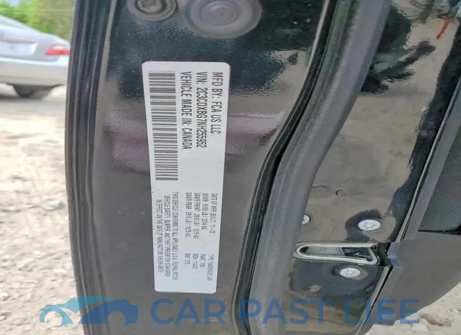 2C3CDXBG7NH255952# 13