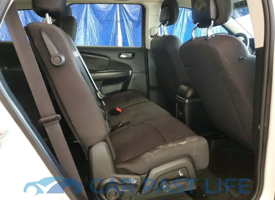 3C4PDCAB3JT534165# 11