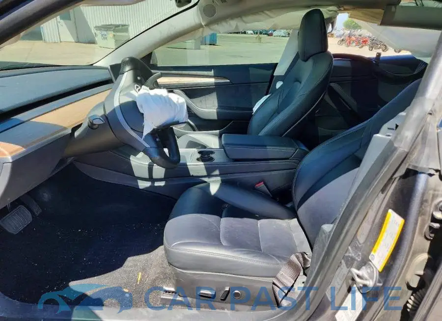 5YJ3E1EA1PF696854# 7