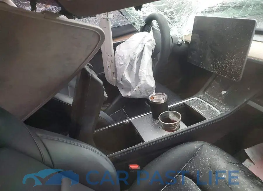 5YJ3E1EAXNF302703# 8