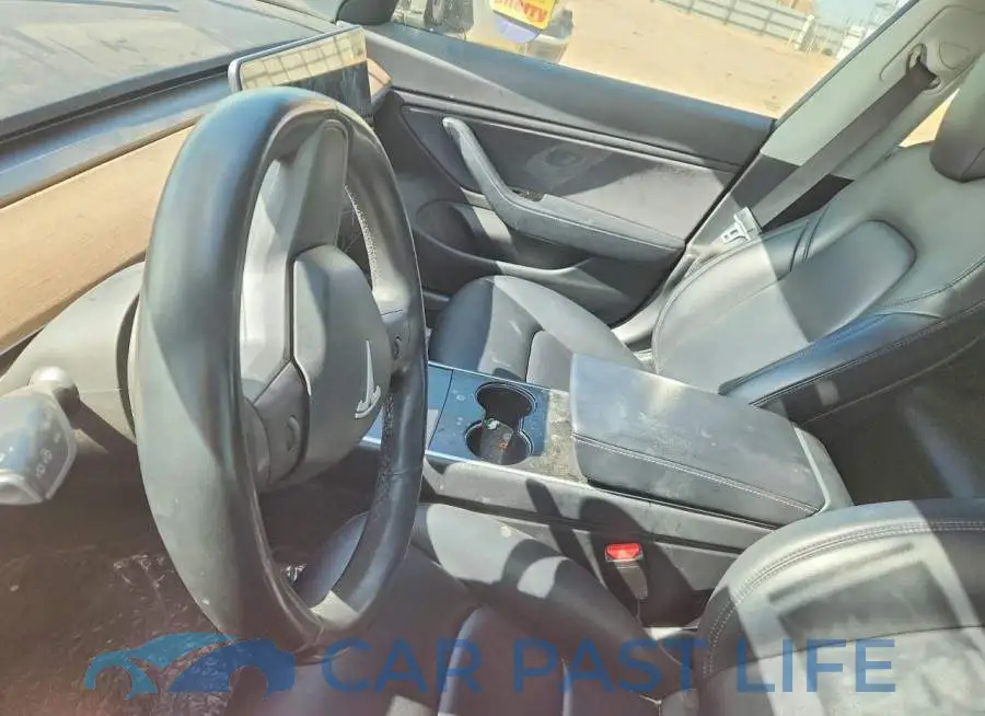 5YJ3E1EB2JF070732# 9