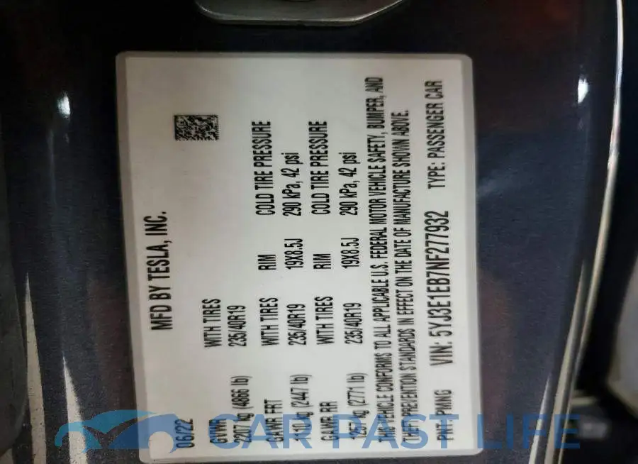 5YJ3E1EB7NF277932# 13