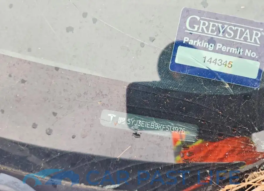 5YJ3E1EB9KF513976# 12