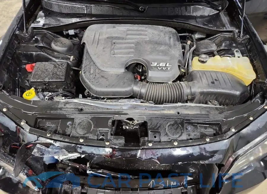 2C3CCAAG0JH320989# 11