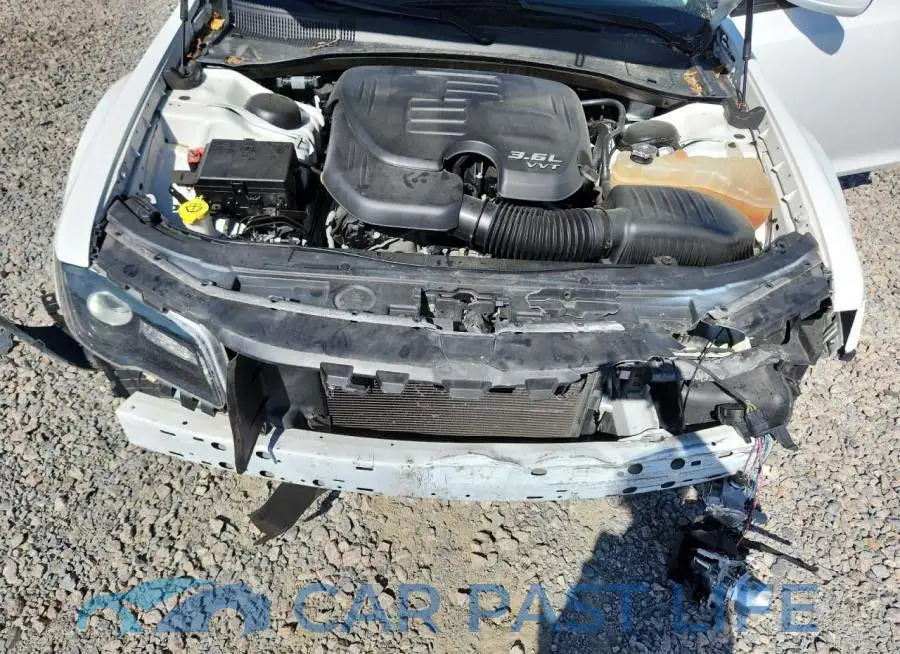 2C3CCAAG8KH758192# 11