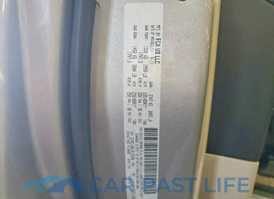 2C4RC1AGXJR125384# 14