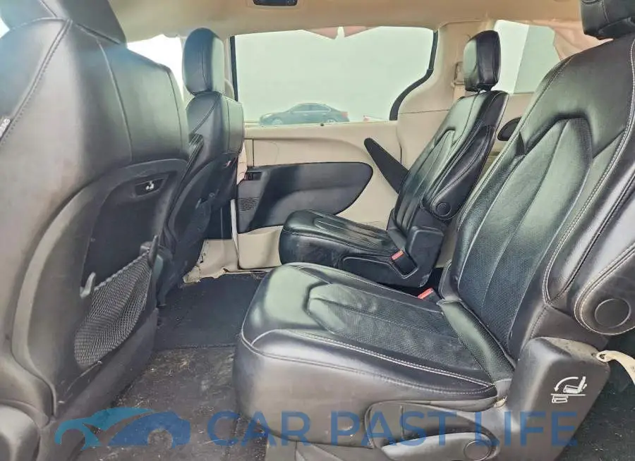 2C4RC1BG9NR144822# 11