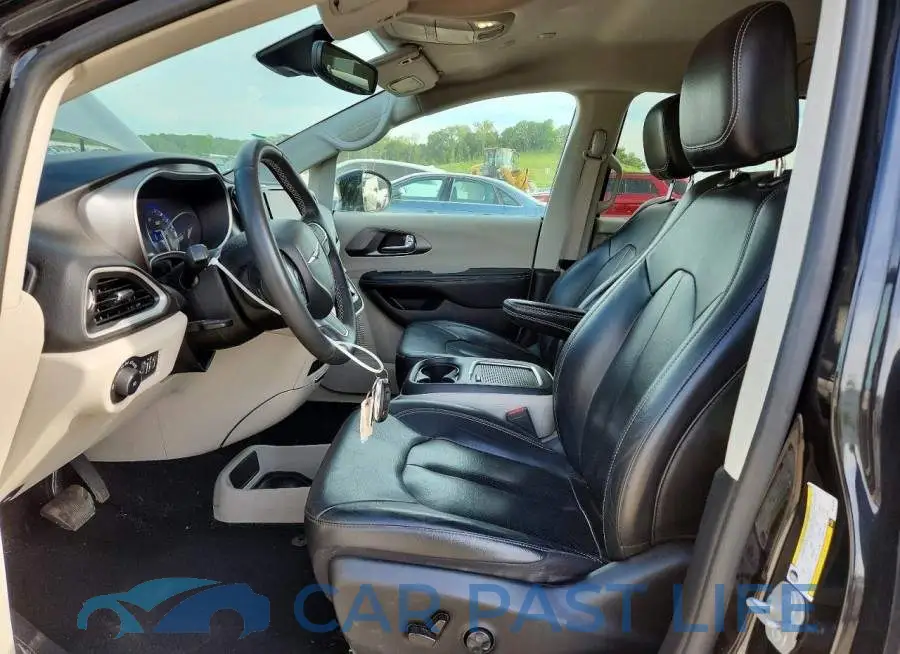 2C4RC1BG9NR162608# 7