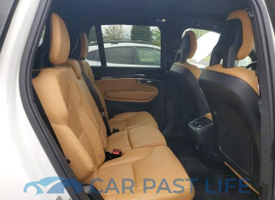 YV4A22PK6J1205493# 11