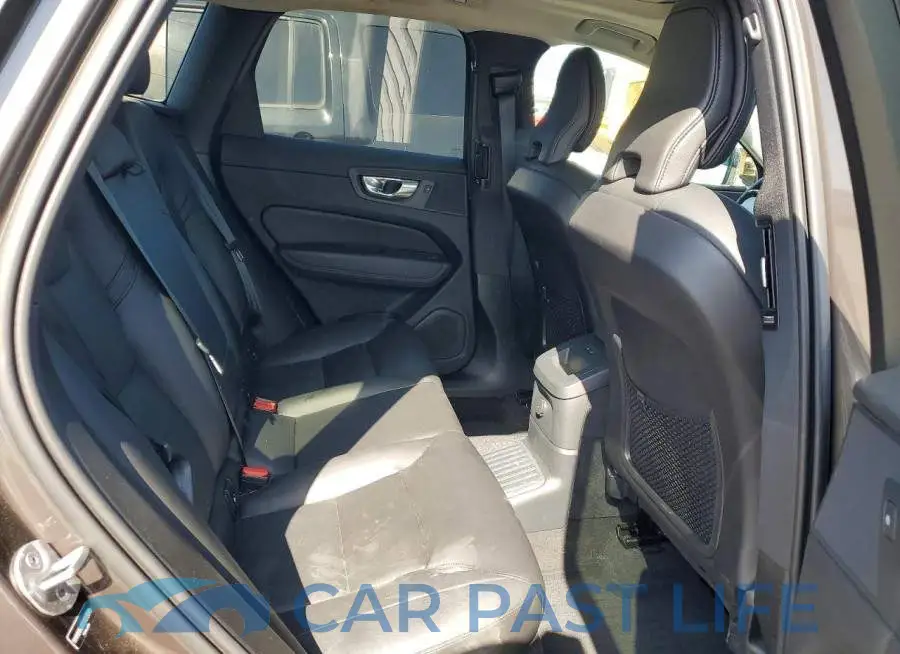 YV4H60RJ5S1013043# 10