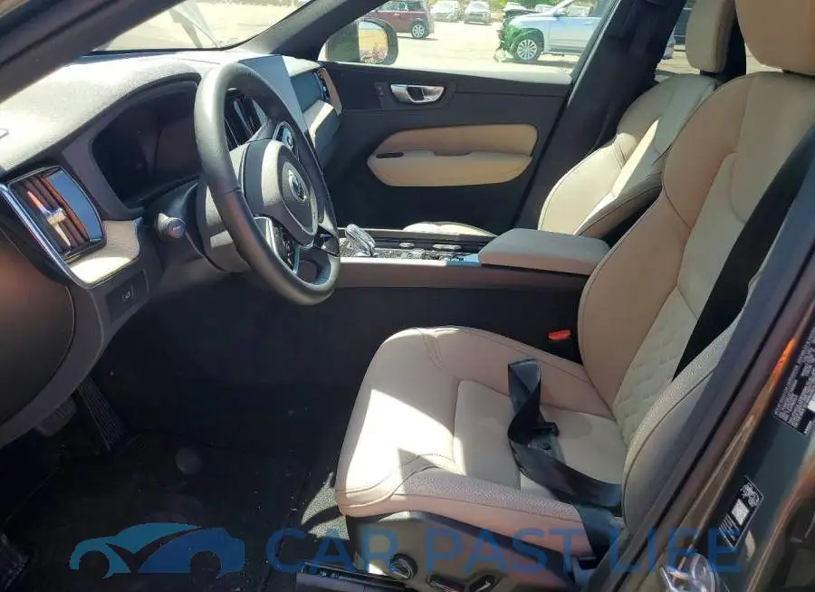 YV4M12RJ3T1362809# 7
