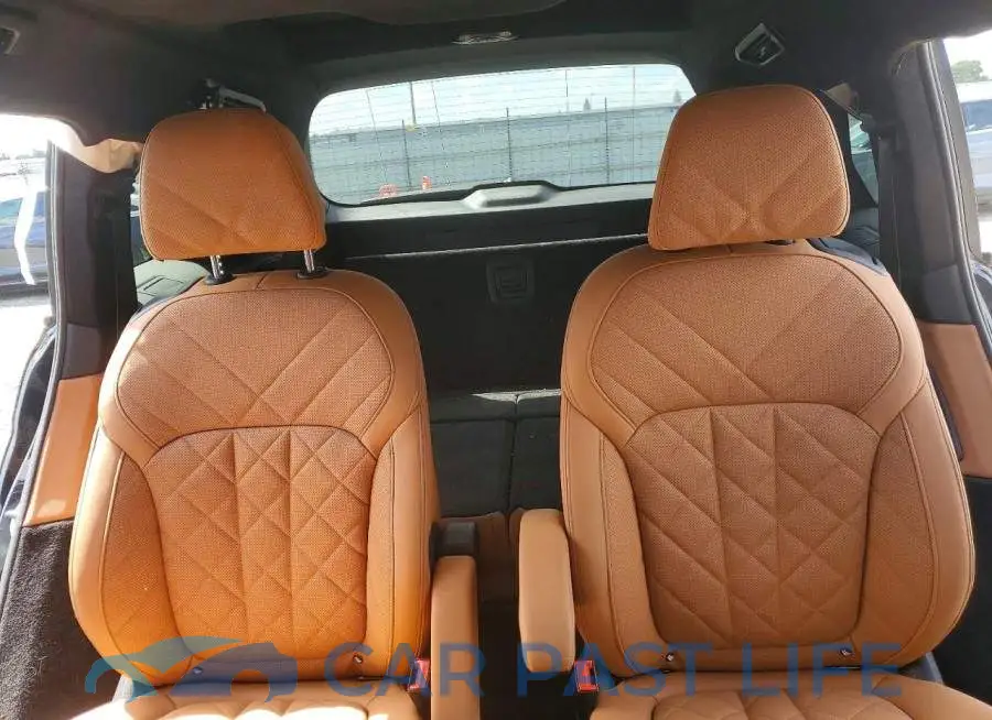 5UX23EM01R9V56588# 10