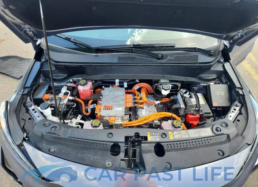 1G1FZ6S06P4161304# 12