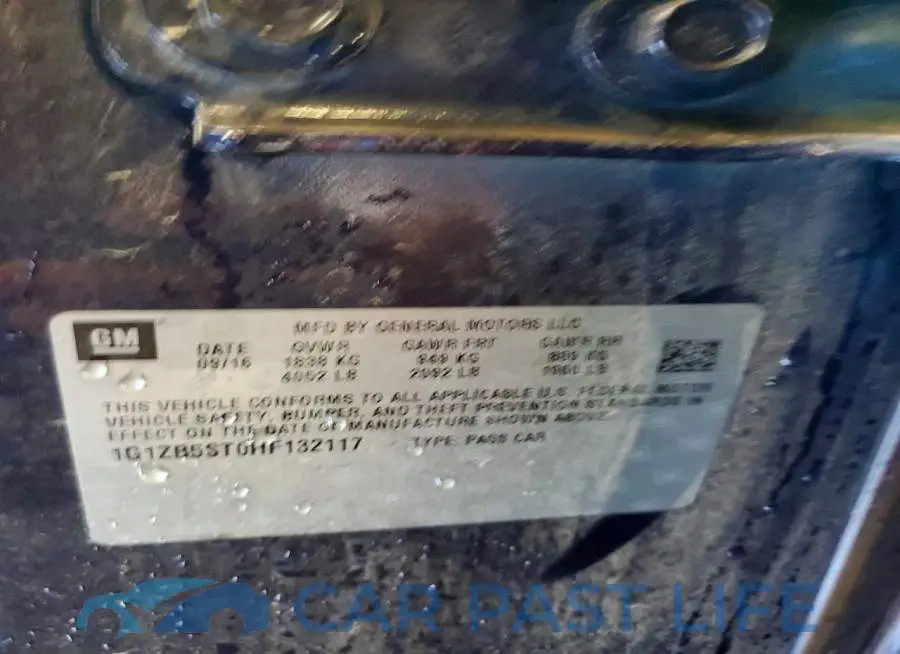 1G1ZB5ST0HF132117# 12