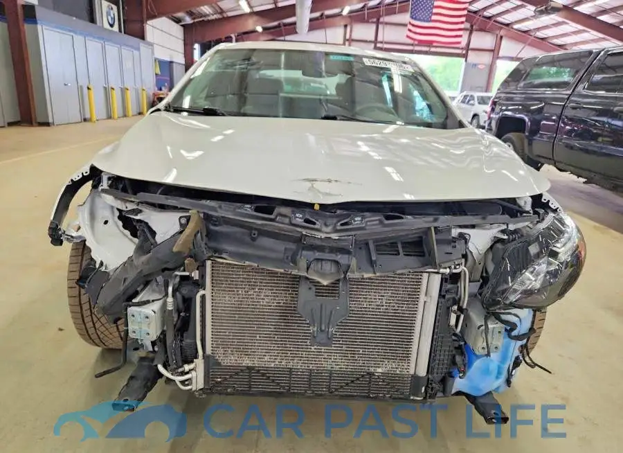 1G1ZD5ST1NF112559# 5