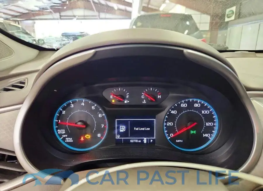 1G1ZD5ST1NF112559# 9