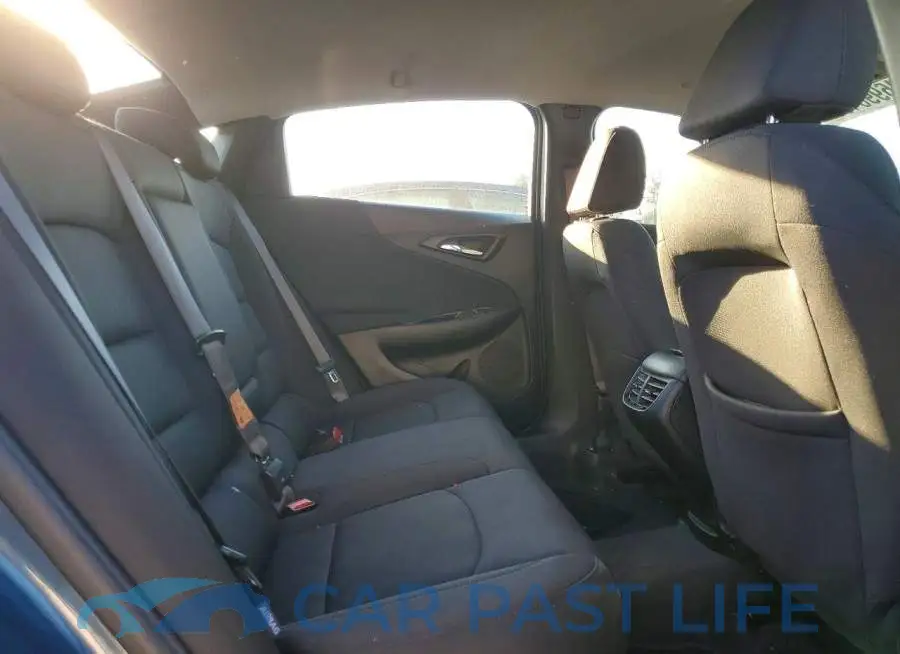 1G1ZD5ST3RF205721# 10