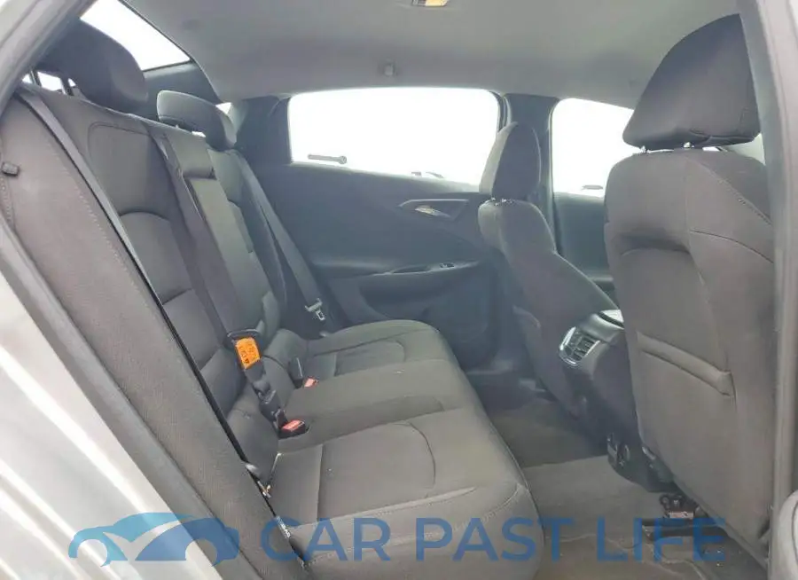 1G1ZD5ST5JF162388# 10