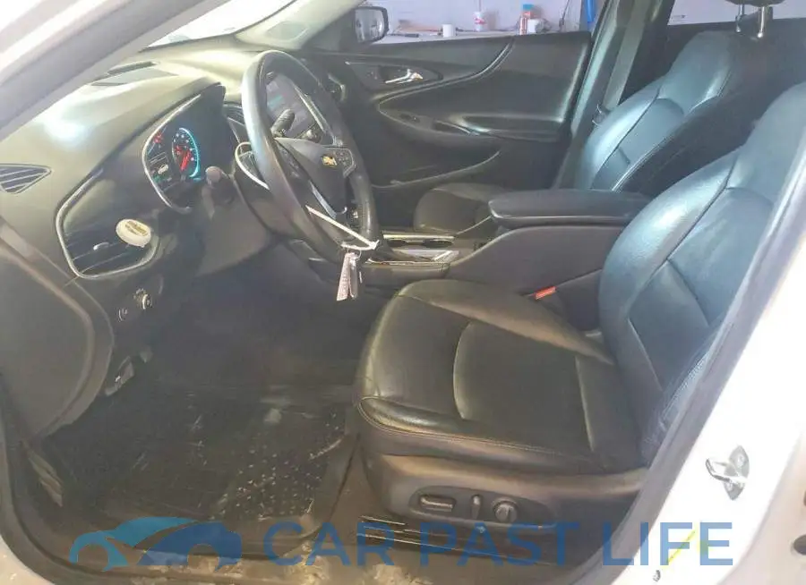 1G1ZD5ST6JF164098# 7