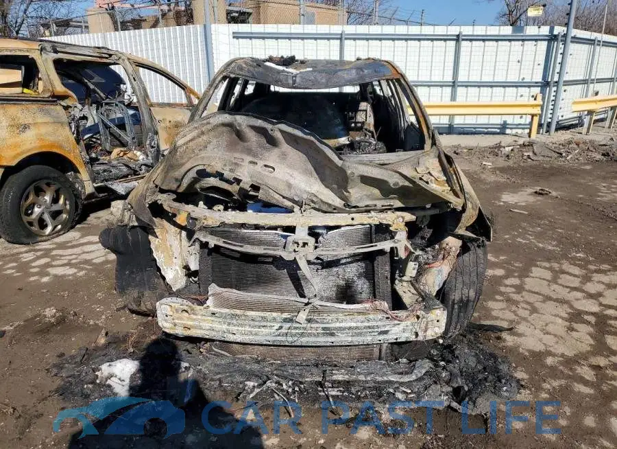 1GNEVGKW2LJ171582# 5