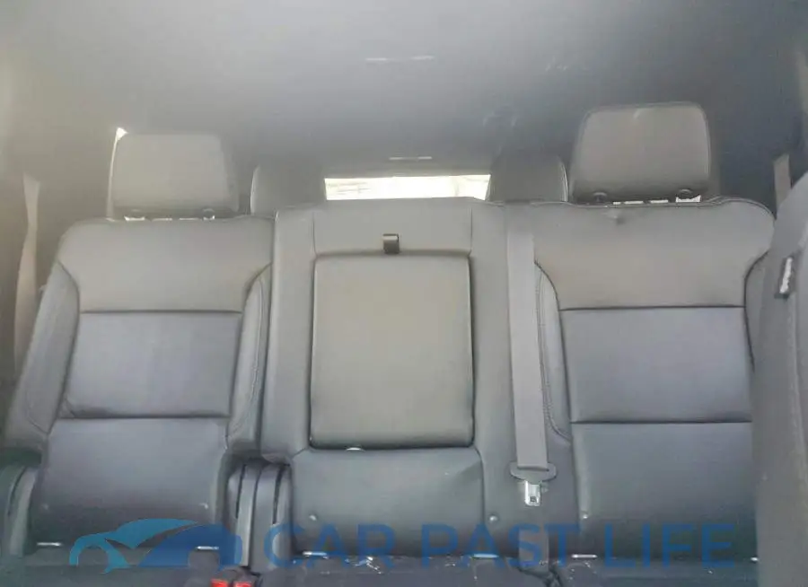 1GNSKCKD8NR197580# 10
