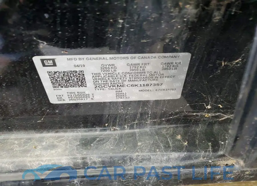 2GCVKMEC6K1187357# 14