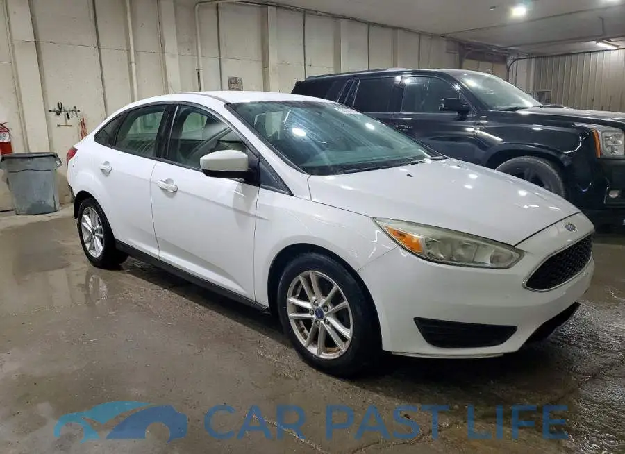 1FADP3F2XJL326305# 4