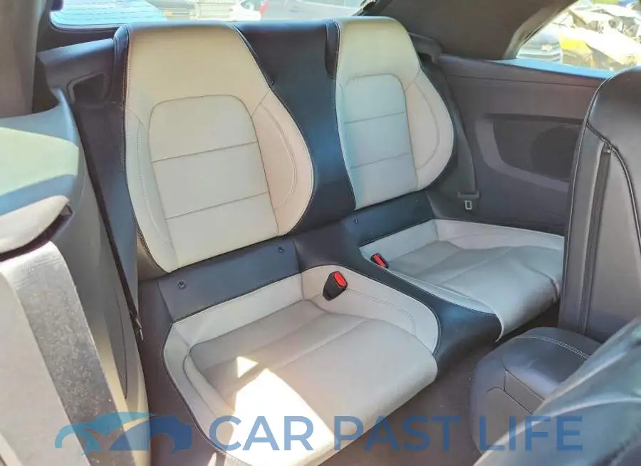 1FAGP8UH4R5119300# 10