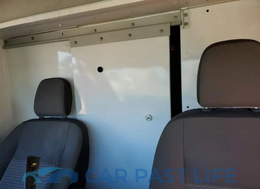 1FDBW5P8XNKA17654# 10