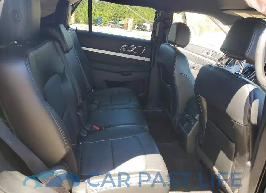 1FM5K7D82HGC29870# 10