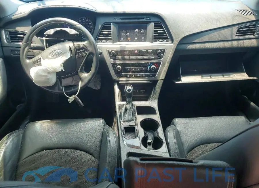 5NPE34AF0HH595860# 8