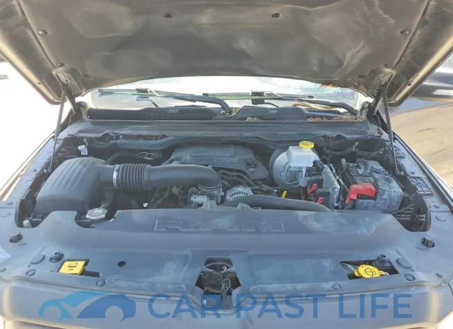 1C6SRFLT1KN528800# 11