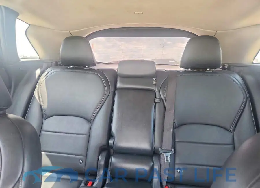 3PCAJ5M12KF135874# 10