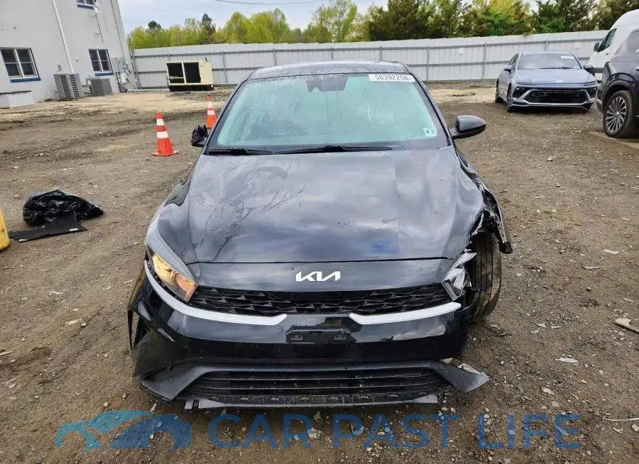 3KPF24AD3PE513418# 5