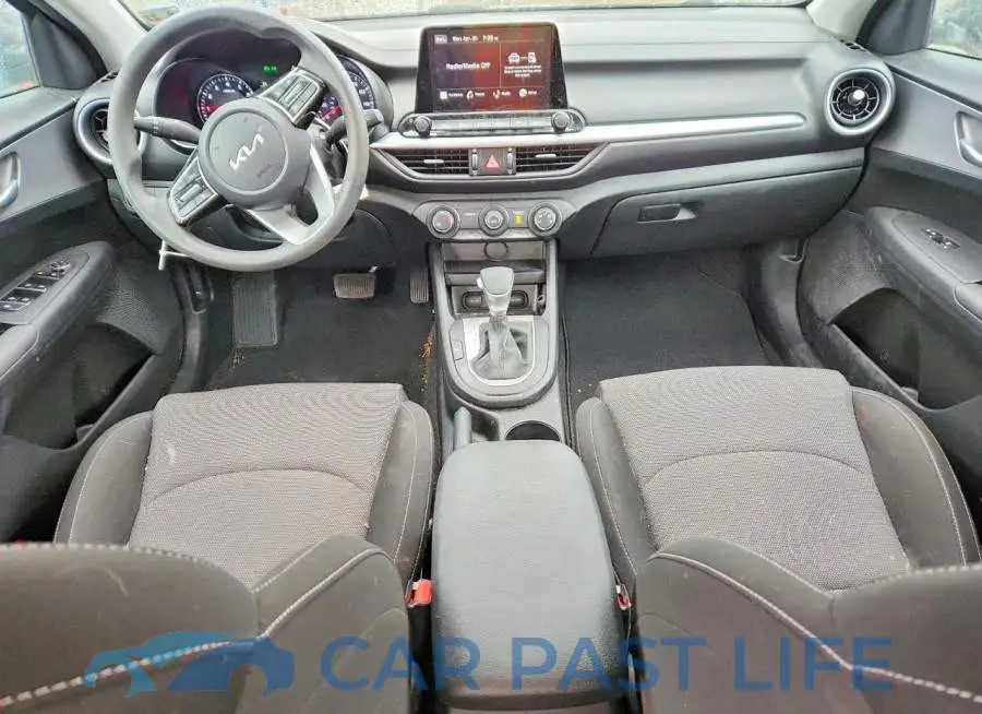 3KPF24AD3PE513418# 8