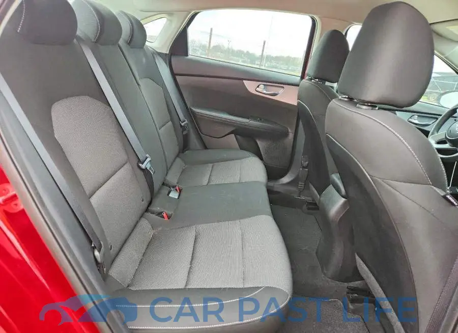 3KPF24AD4PE630912# 10